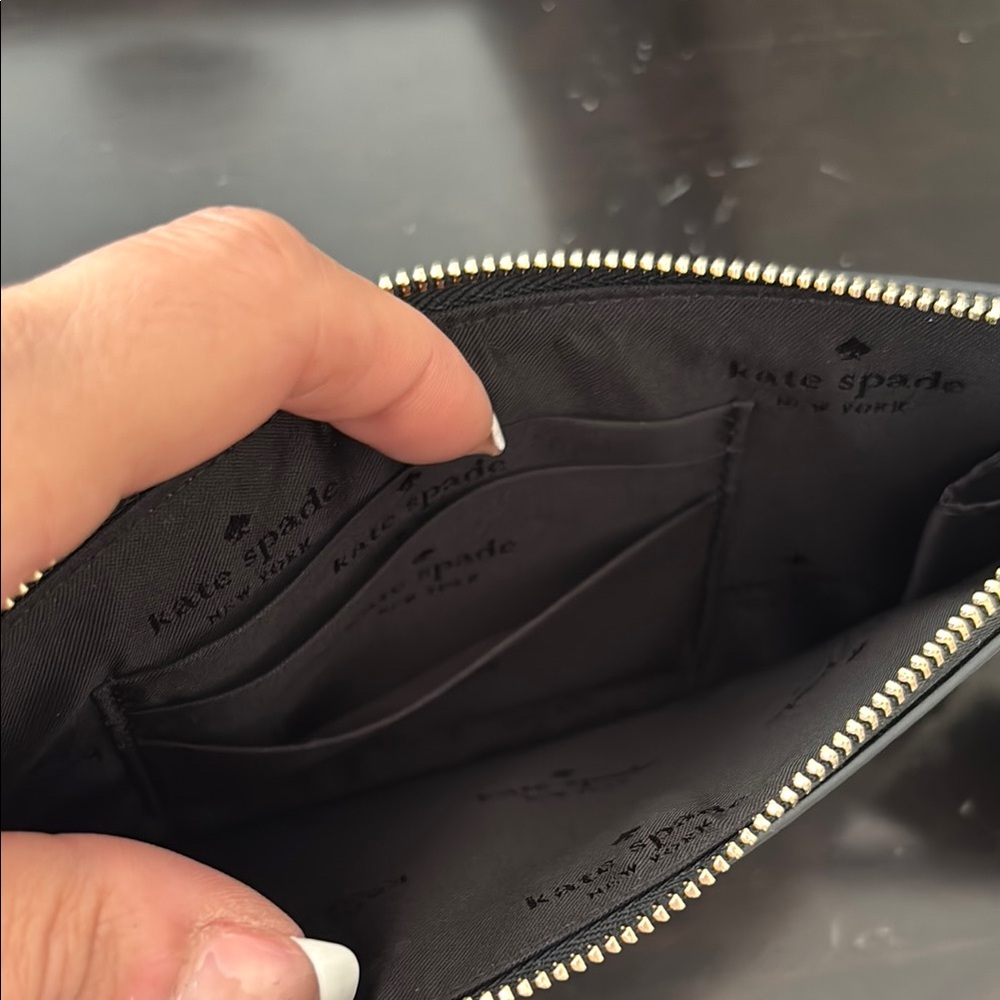 Kate Spade Black and White Geometric Clutch NWT - Picture 3 of 3
